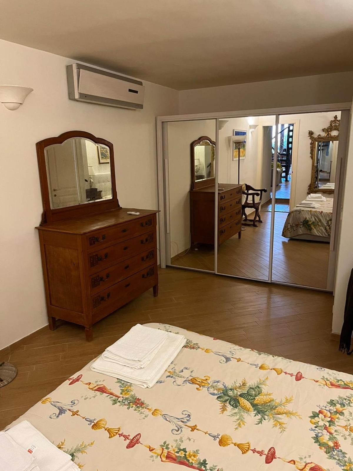 Loft Tanzi Apartman Bari Szoba fotó